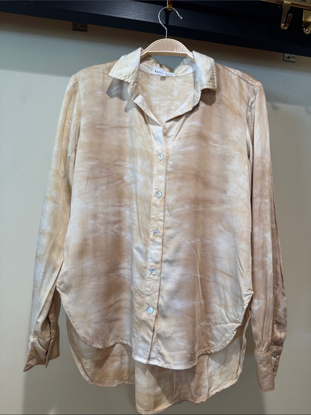 Bella Dahl Soft Champagne Silk Button-Up Top